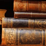 де продати старі книги