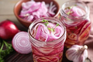 Маринована цибуля