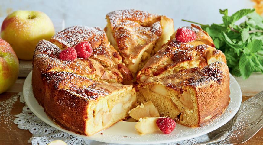шарлотка з яблук