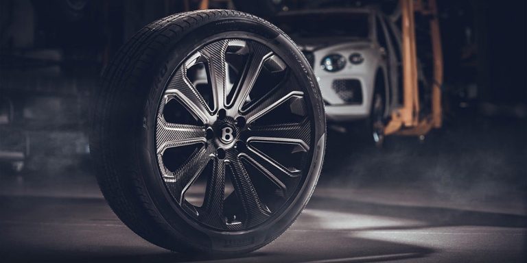скільки атмосфер має бути в колесах машини