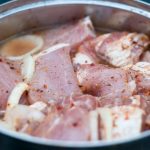 як замаринувати м'ясо на шашлик
