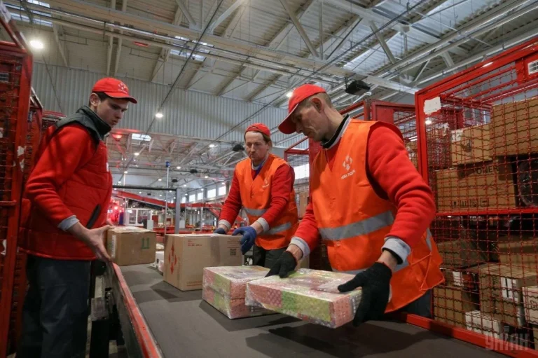 чи можна пересилати продукти новою поштою