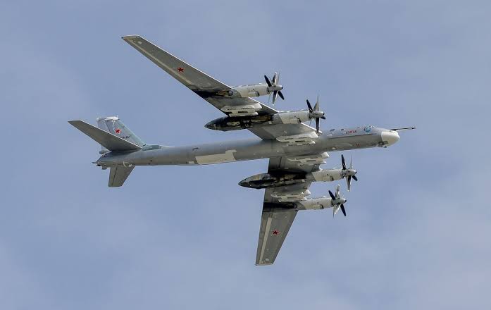 Скільки ракет несе МіГ-31К