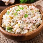 рецепт олів'є з ковбасою