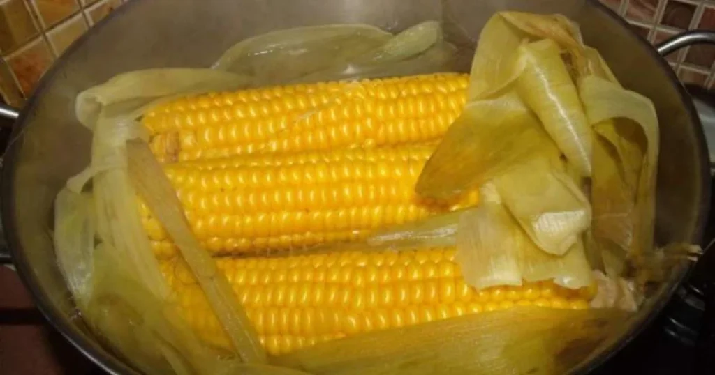 скільки часу варити кукурудзу