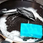 як відчистити сковорідку від нагару зовні