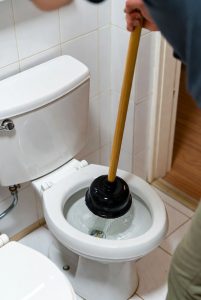 забився унітаз.