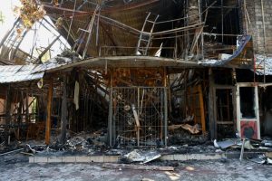 Ця кав'ярня була як символ стійкості Херсона власник закладу, який згорів під час атаки російського FPV-дрона