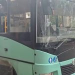 Російський безпілотник атакував маршрутку у центрі Херсона серед поранених водій