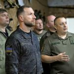 Серед головних питань — протидія безпілотникам і захист від авіабомб. Міністр оборони Євгеній Хмара відвідав Херсонщину