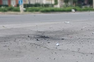 Військові РФ вдарили по центру Херсона загинула літня жінка
