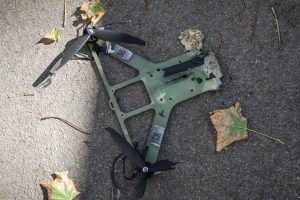 Безпілотник РФ атакував 64-річного чоловіка у Корабельному районі Херсона його доправили до лікарні