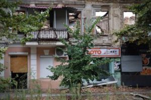 Російська армія обстріляла освітній заклад у Центральному районі Херсона є травмована