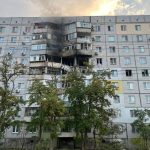 Російський обстріл Корабельного району Херсона є поранені