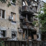 Військові РФ обстріляли середмістя Херсона поранені двоє жінок