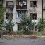 З Дніпровського району Херсона евакуювали родину літніх людей, зокрема чоловіка з інвалідністю