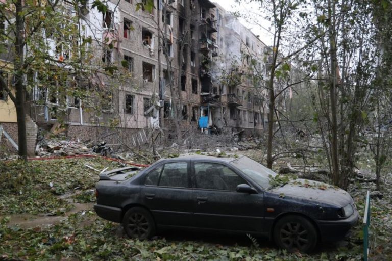 Армія РФ атакувала 35 населених пунктів Херсонщини 13 людей отримали поранення