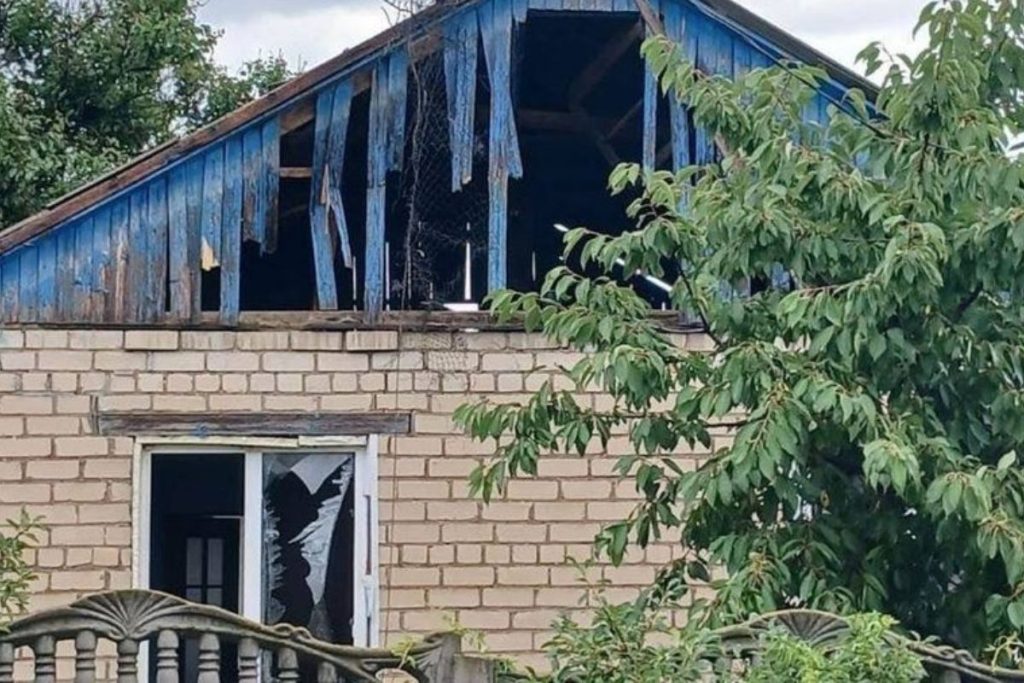 Армія РФ обстріляла 35 населених пунктів Херсонщини поранені двоє людей