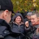 Лубінець прибув до Олешків та спілкується з місцевими жителями режим тиші триває понад 80 годин
