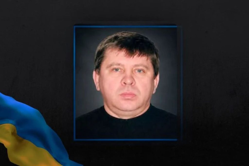 Під час порятунку людей після авіаудару по Херсону загинув працівник екстреної медичної допомоги Сергій Гончаров