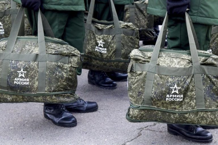 Судитимуть шістьох представників окупаційної влади за примусовий призов жителів Херсонщини до армії РФ